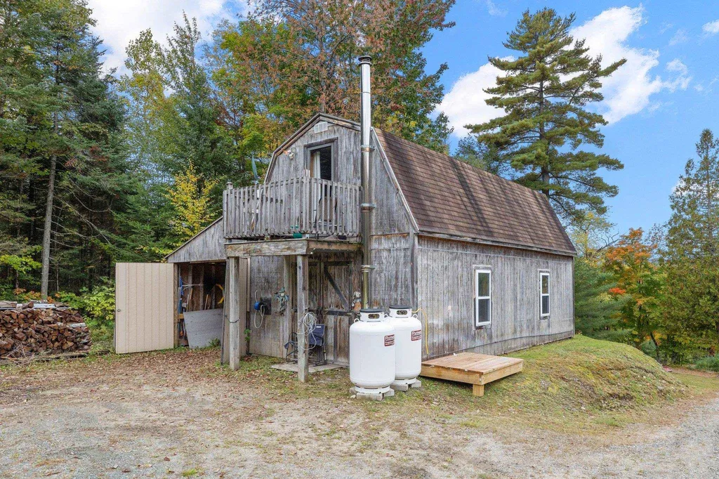 13 Bethlehem Road Whitefield NH 03598