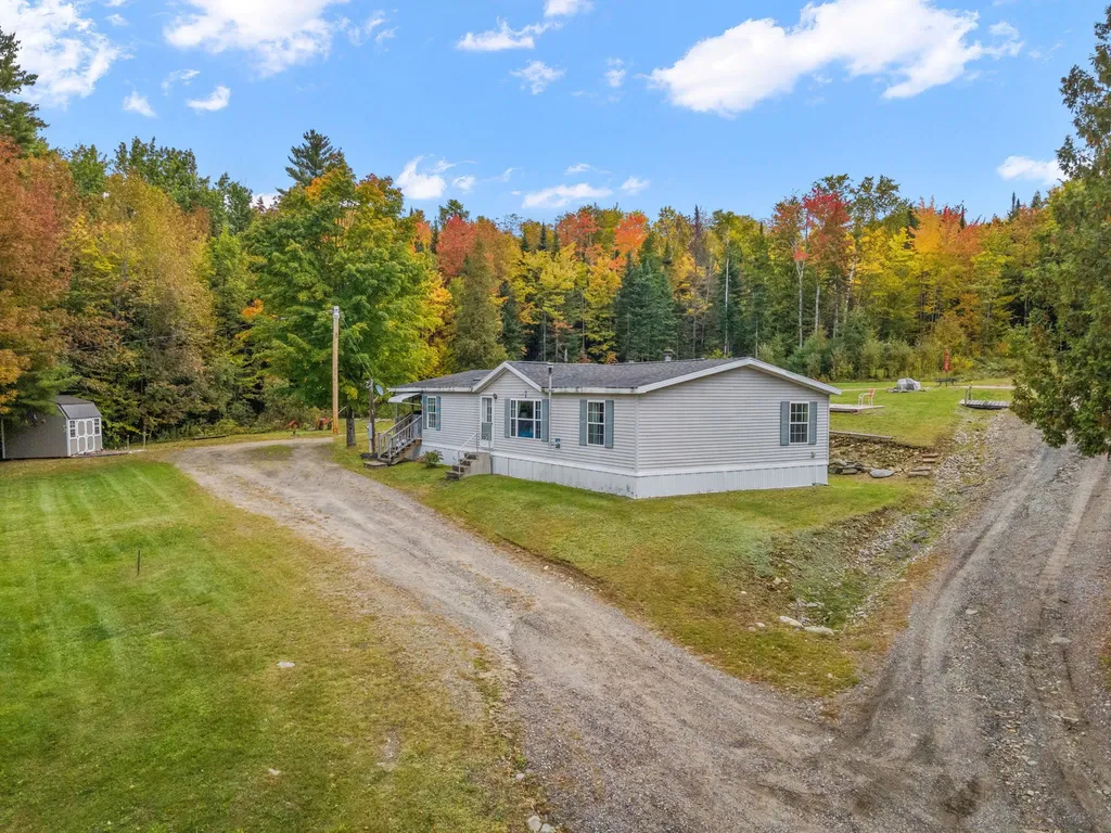 13 Bethlehem Road Whitefield NH 03598