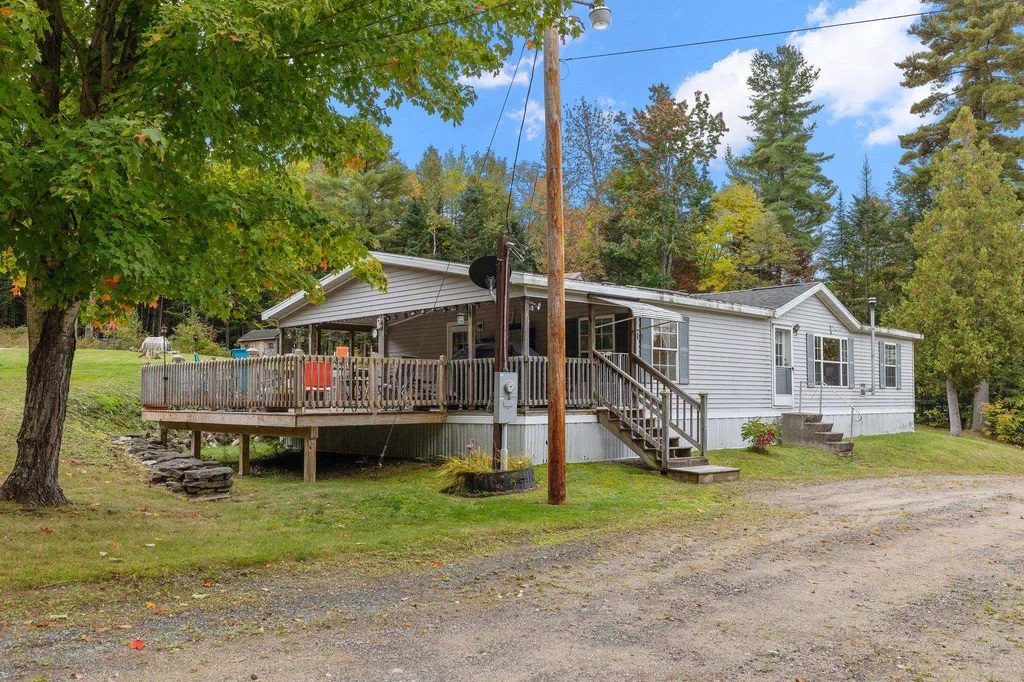 13 Bethlehem Road Whitefield NH 03598