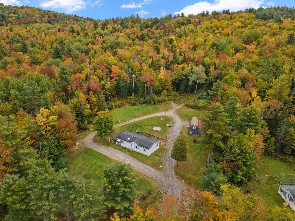 13 Bethlehem Road Whitefield NH 03598