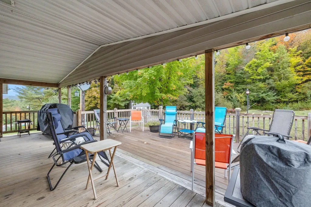 13 Bethlehem Road Whitefield NH 03598