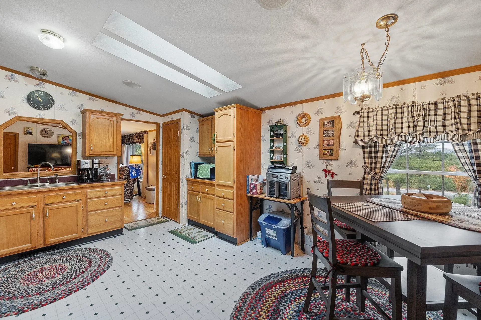 13 Bethlehem Road Whitefield NH 03598