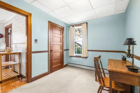 19 N Policy Street Salem NH 03079