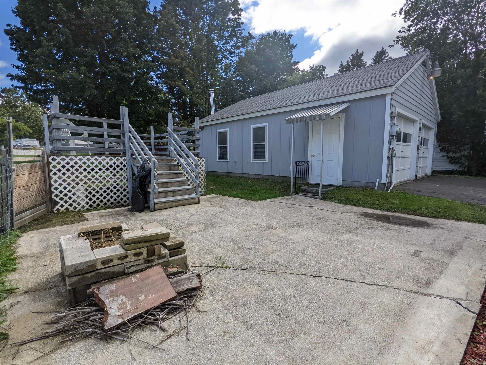 37 Sugar River Drive Claremont NH 03743