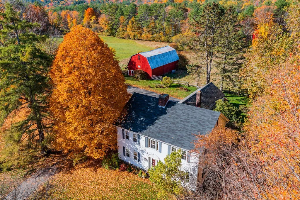 1684 Christian Street Hartford VT 05001