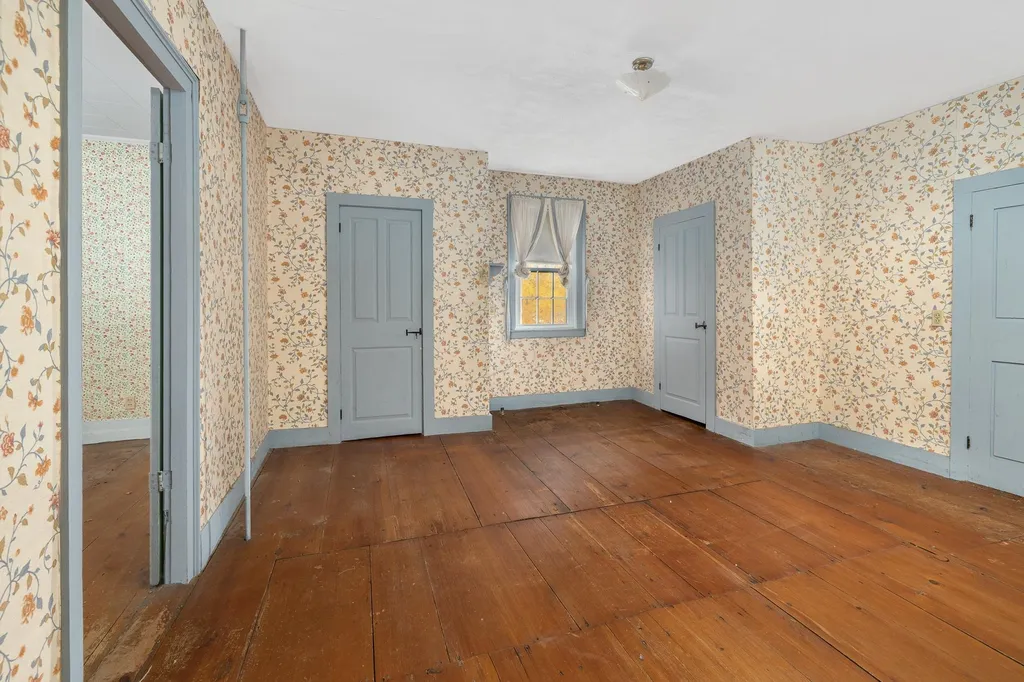 1684 Christian Street Hartford VT 05001