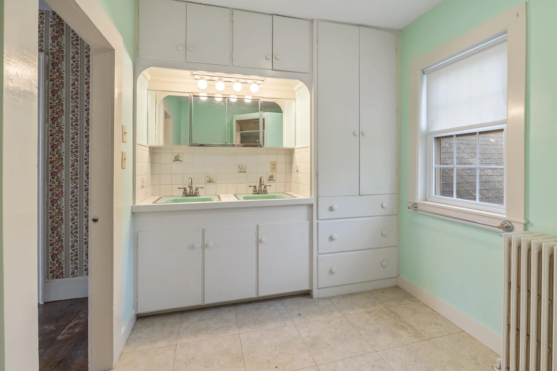 1684 Christian Street Hartford VT 05001