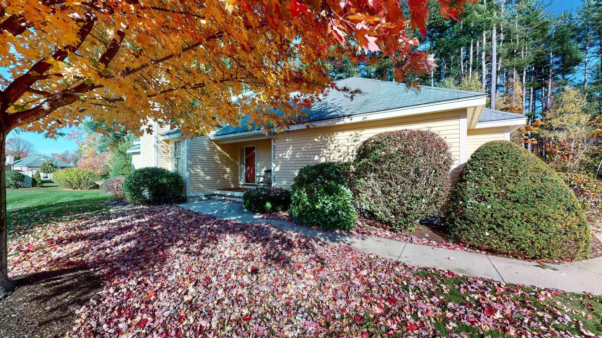 4 Turnberry Circle Bedford NH 03110