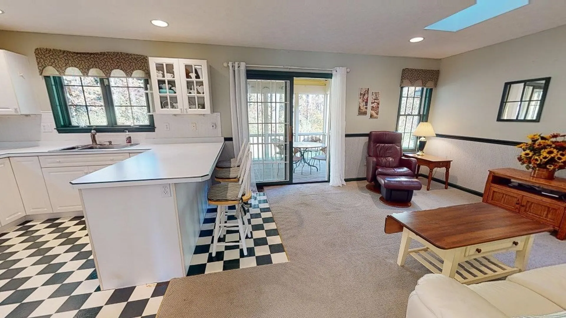 4 Turnberry Circle Bedford NH 03110