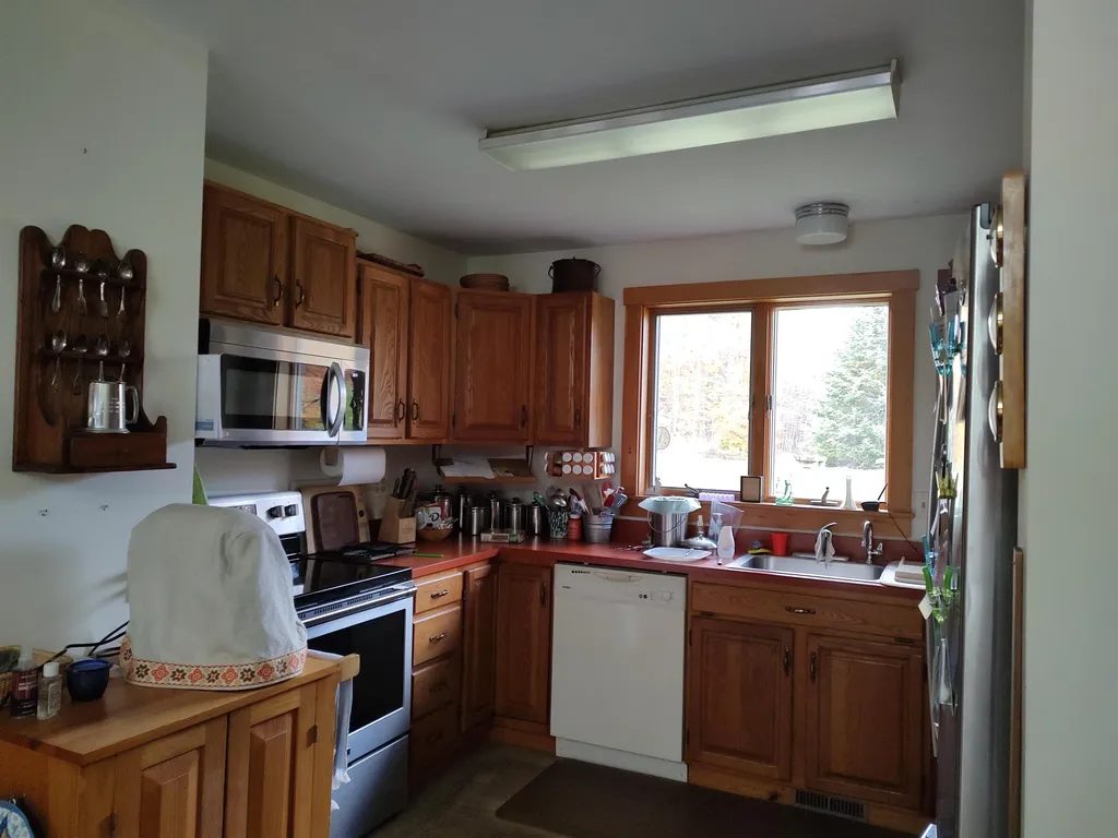 17 Angell Road Tunbridge VT 05077