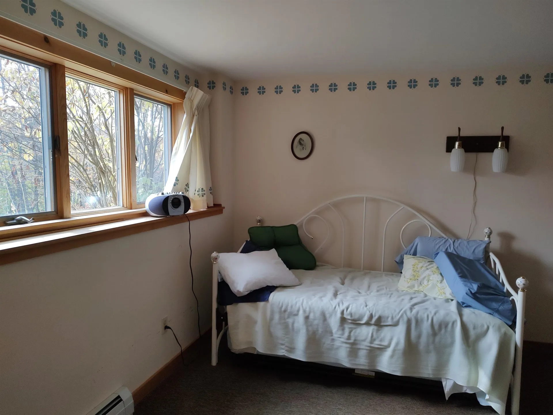 17 Angell Road Tunbridge VT 05077