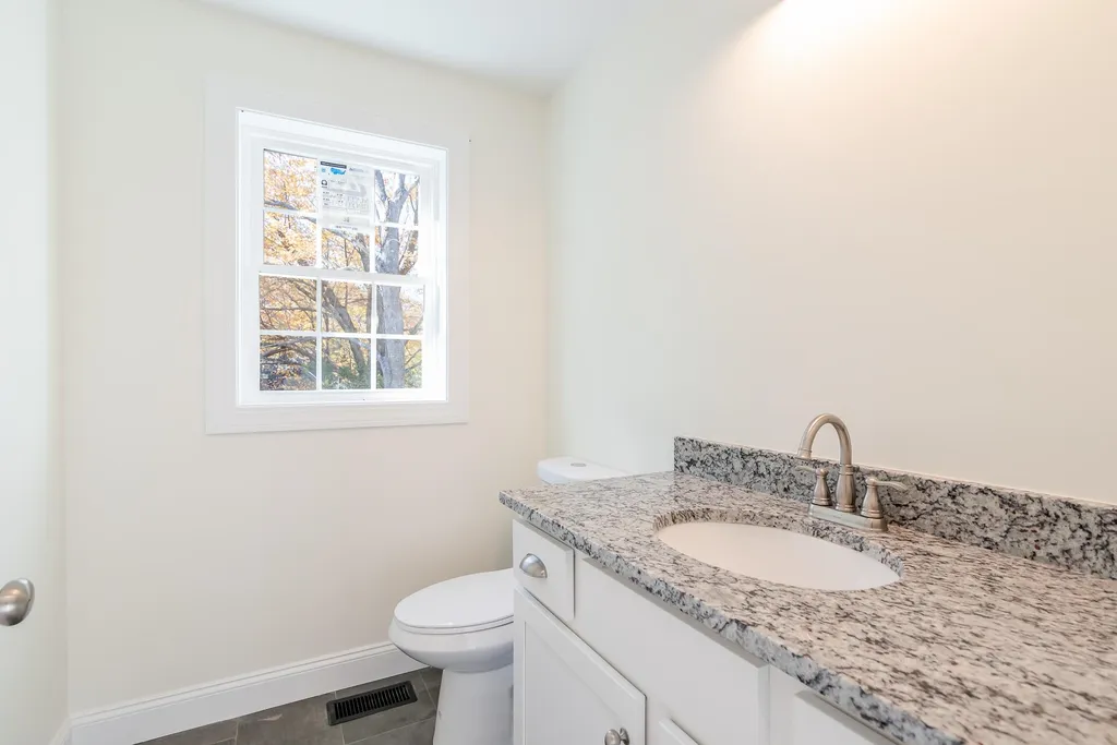 29 Old Mill Road South Berwick ME 03908