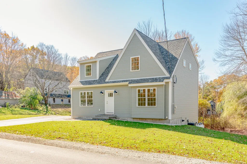 29 Old Mill Road South Berwick ME 03908
