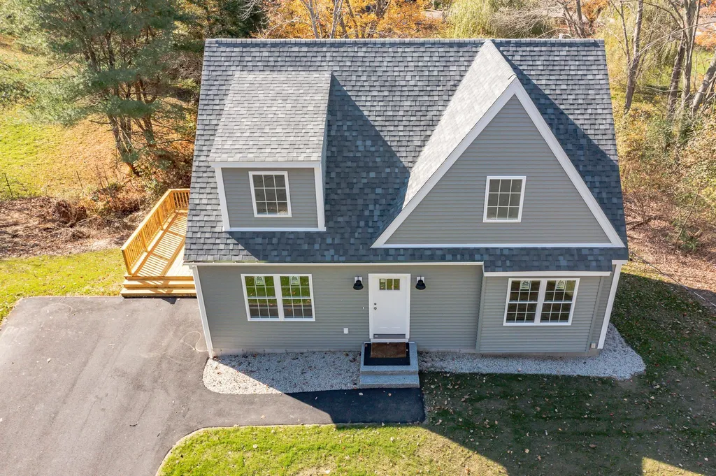 29 Old Mill Road South Berwick ME 03908