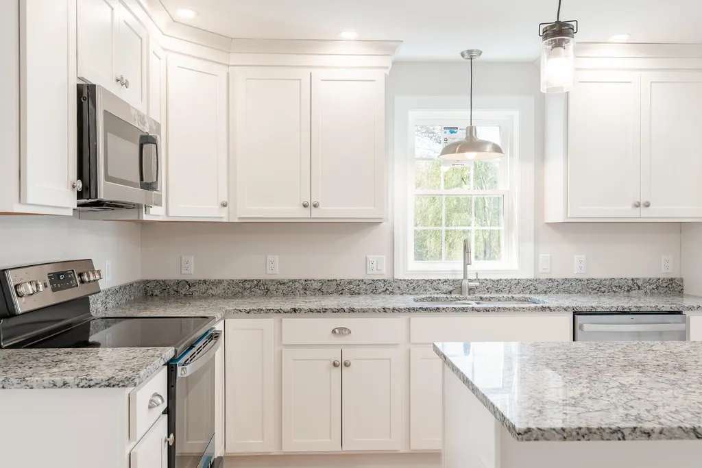 29 Old Mill Road South Berwick ME 03908