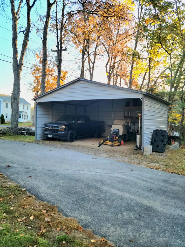 232 South Road Brentwood NH 03833