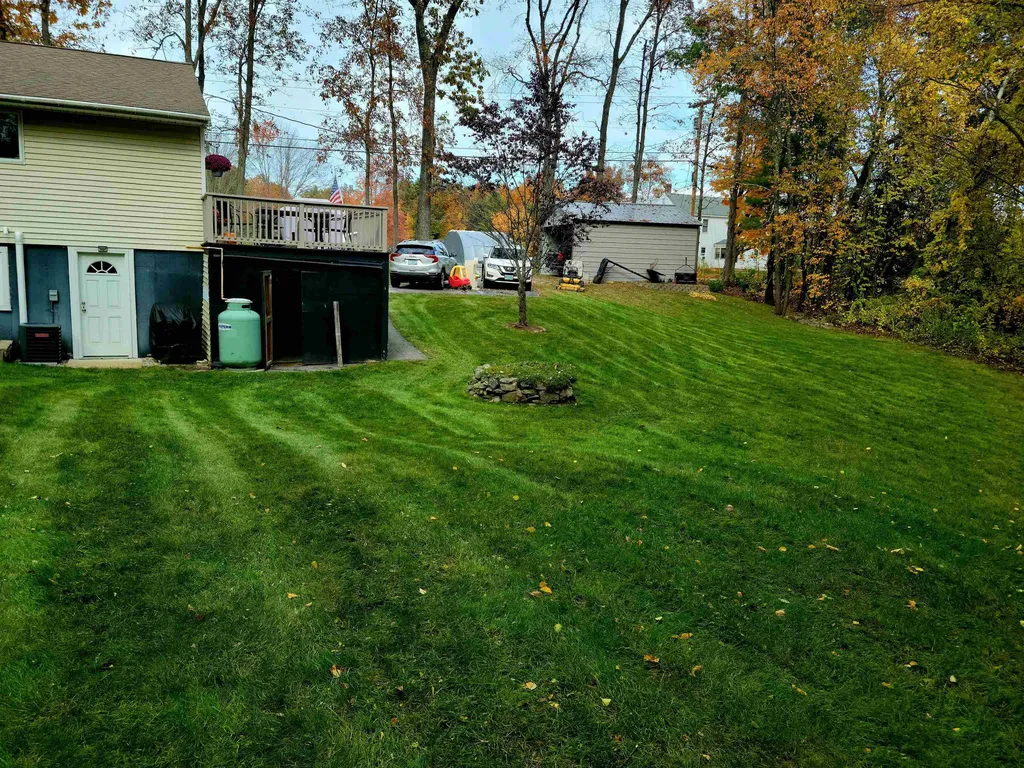 232 South Road Brentwood NH 03833