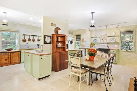 1347 Little Sunapee Road New London NH 03257