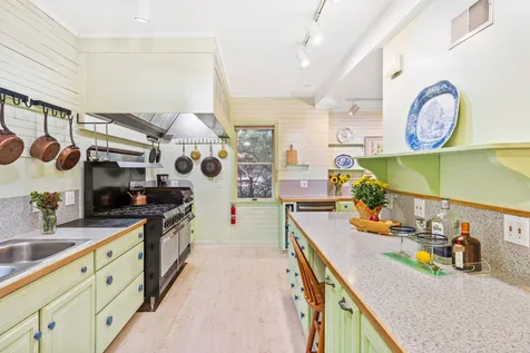 1347 Little Sunapee Road New London NH 03257