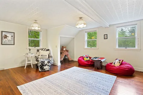 1347 Little Sunapee Road New London NH 03257
