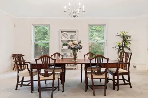 1347 Little Sunapee Road New London NH 03257
