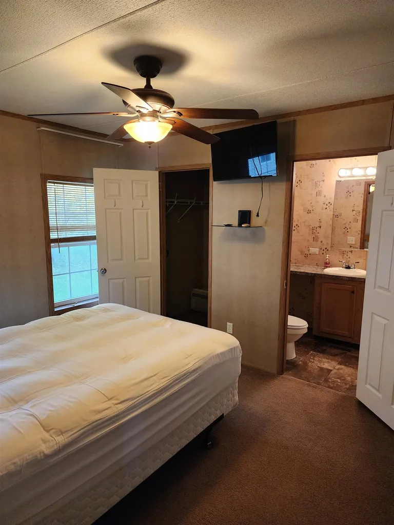 17 Middle Road Swanton VT 05488