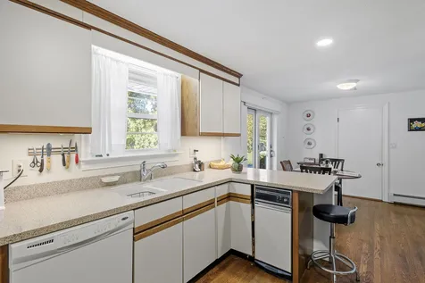 8 Morningside Drive Laconia NH 03246