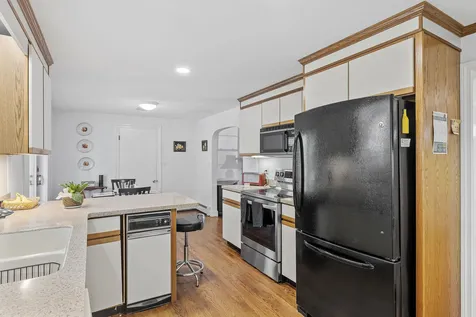 8 Morningside Drive Laconia NH 03246