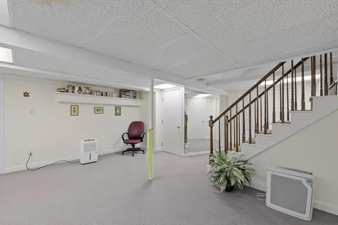 8 Morningside Drive Laconia NH 03246