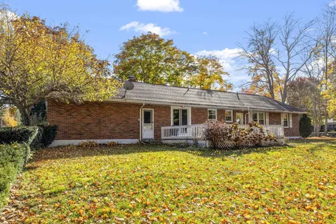 8 Morningside Drive Laconia NH 03246