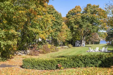 8 Morningside Drive Laconia NH 03246