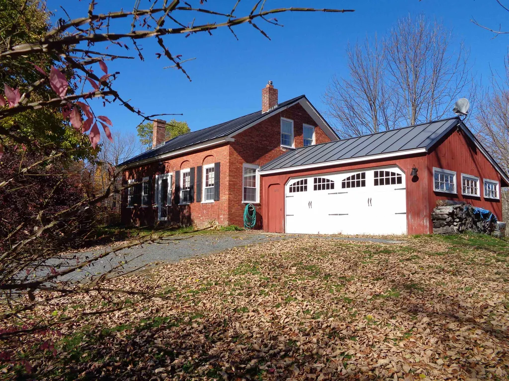 1050 Richardson Road Corinth VT 05039-0000