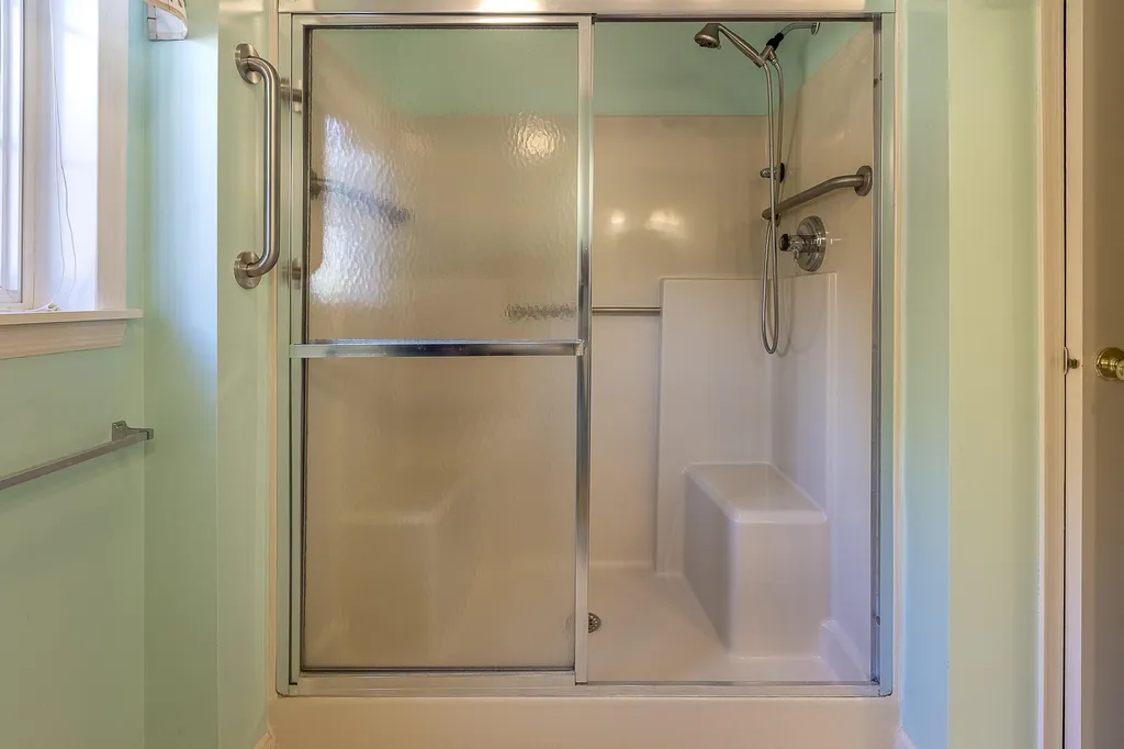 14 Louis Lane Lincoln NH 03251