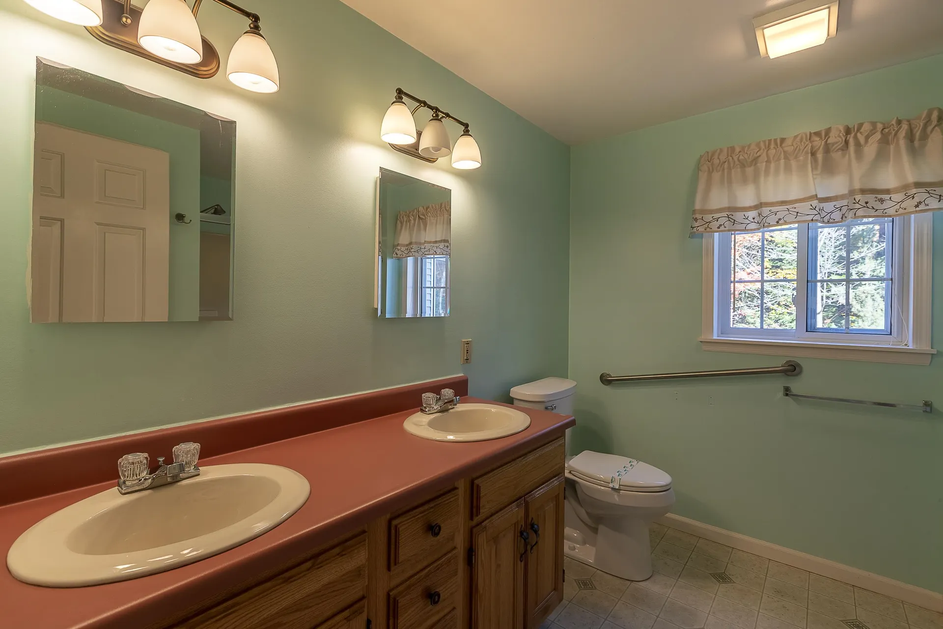 14 Louis Lane Lincoln NH 03251