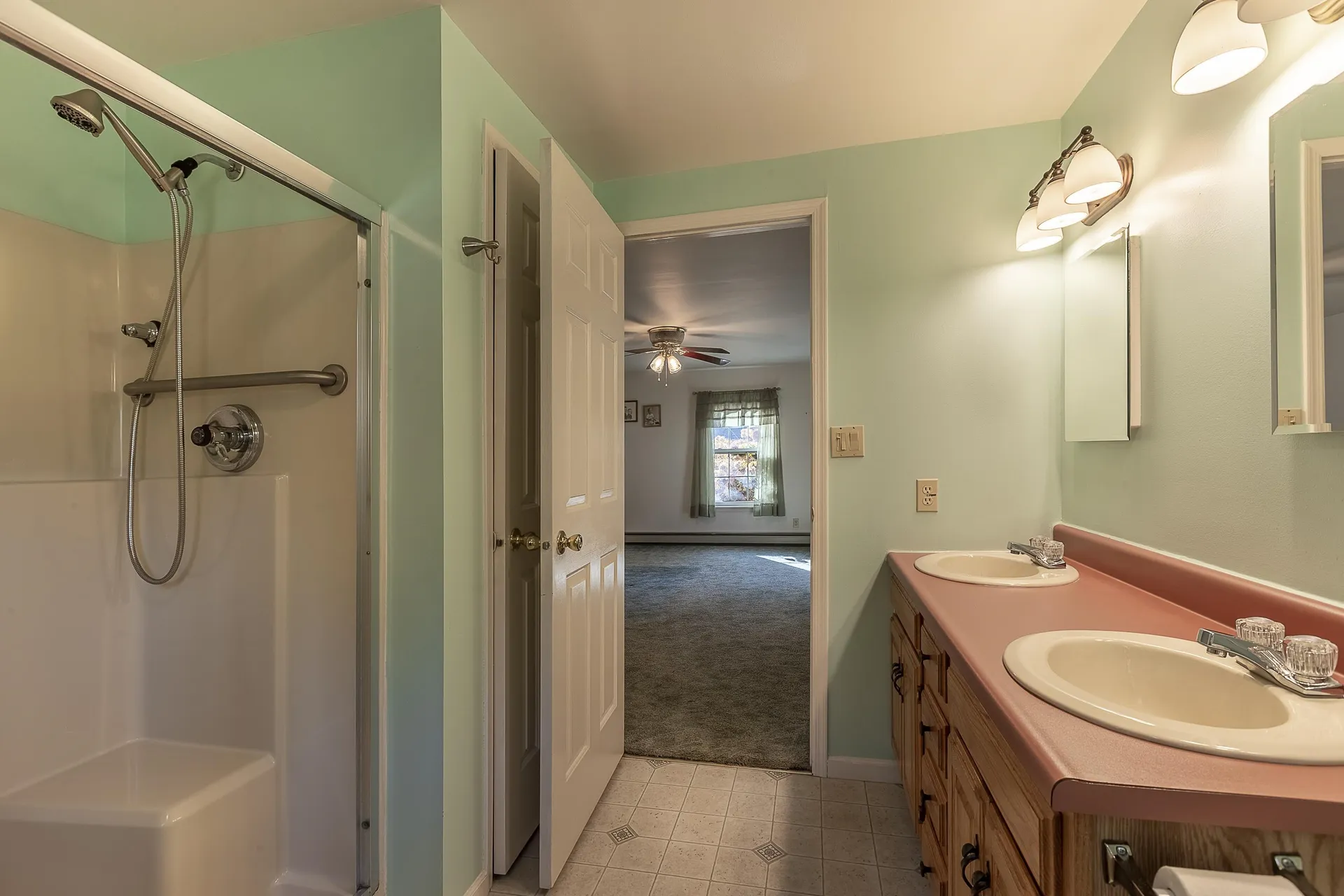 14 Louis Lane Lincoln NH 03251