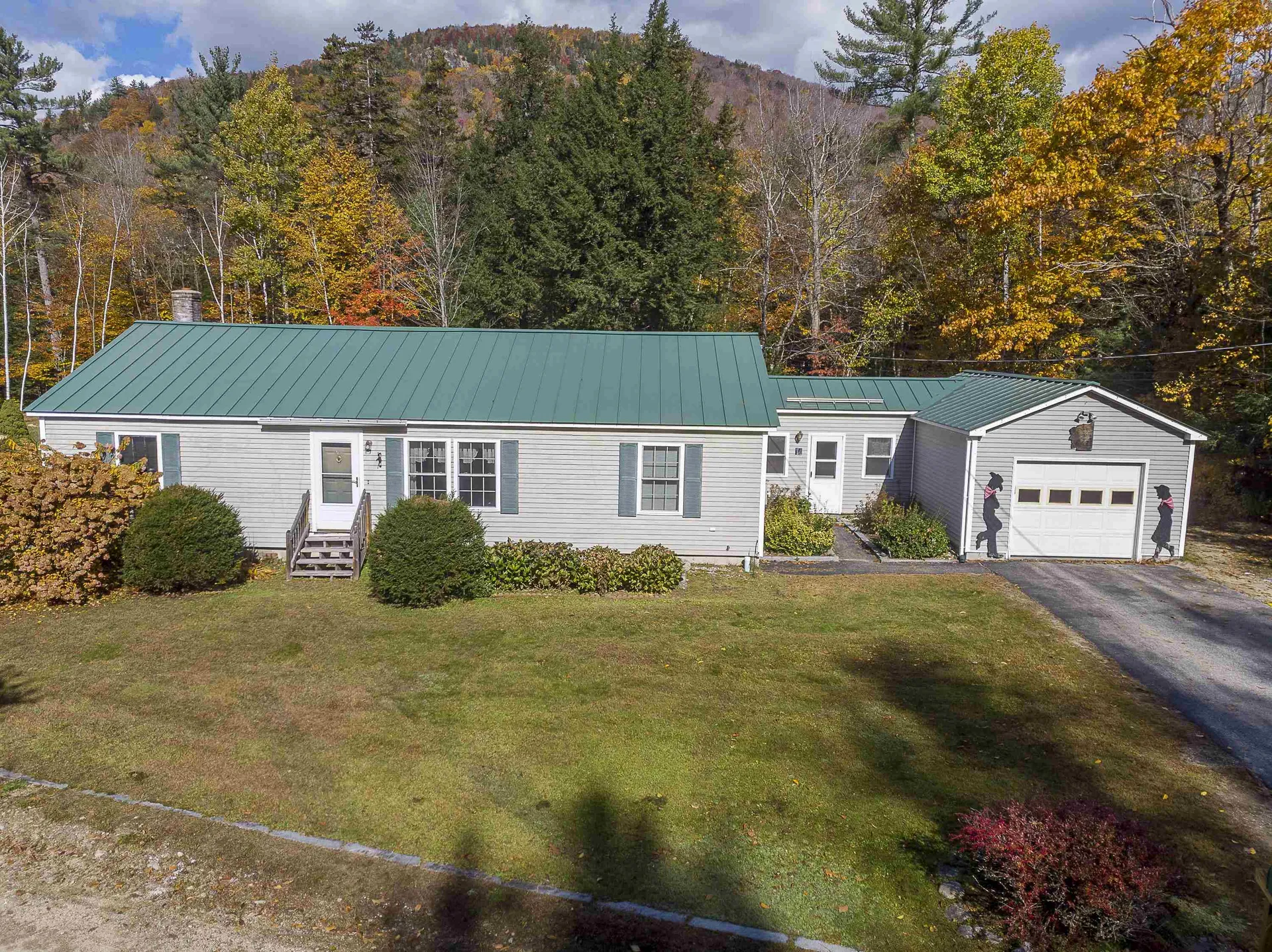 14 Louis Lane Lincoln NH 03251