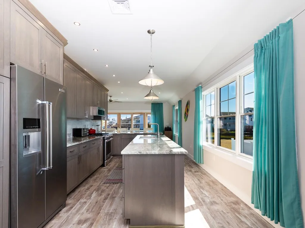 77 Brown Avenue Hampton NH 03842