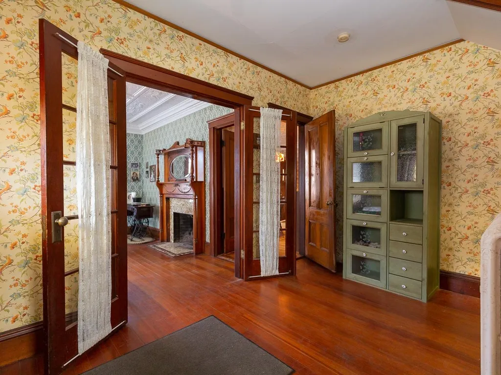 221 Atlantic Avenue North Hampton NH 03862