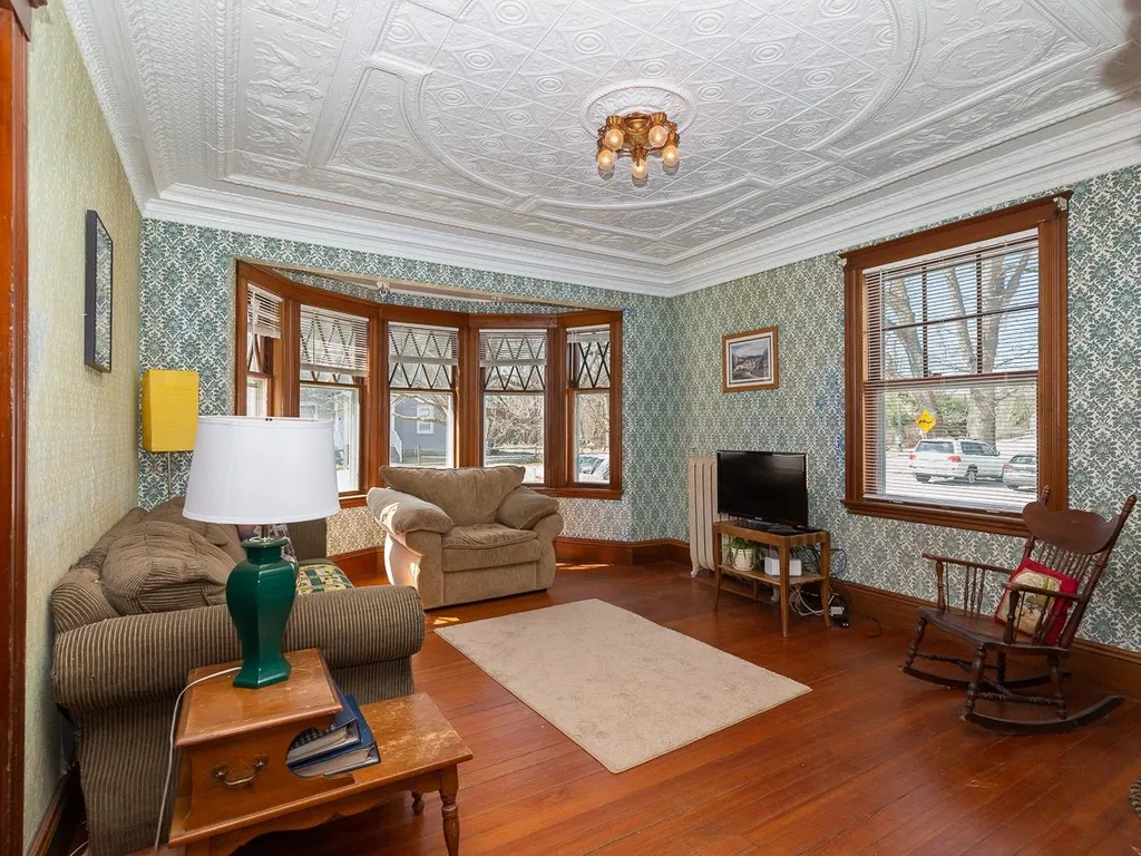 221 Atlantic Avenue North Hampton NH 03862