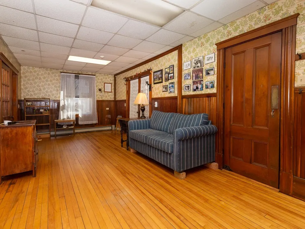 221 Atlantic Avenue North Hampton NH 03862