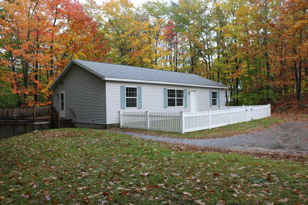 182 Elm Street Wakefield NH 03872