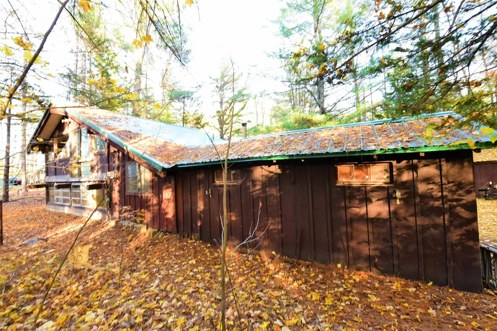 64 Chapel Street Conway NH 03860