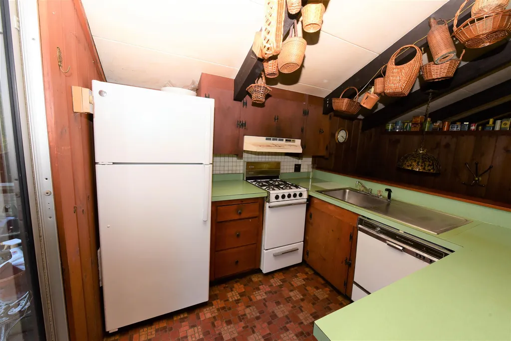 64 Chapel Street Conway NH 03860