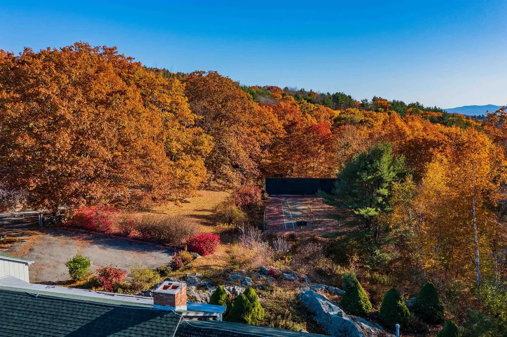 82 Sunset Rock Road Lebanon NH 03766