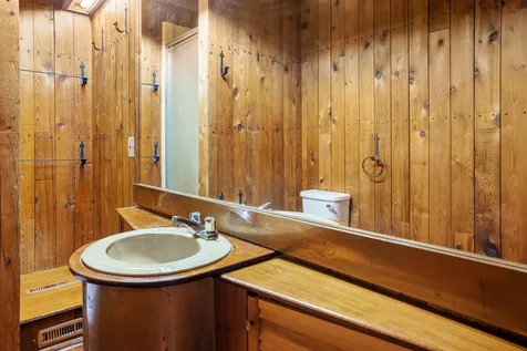 82 Sunset Rock Road Lebanon NH 03766