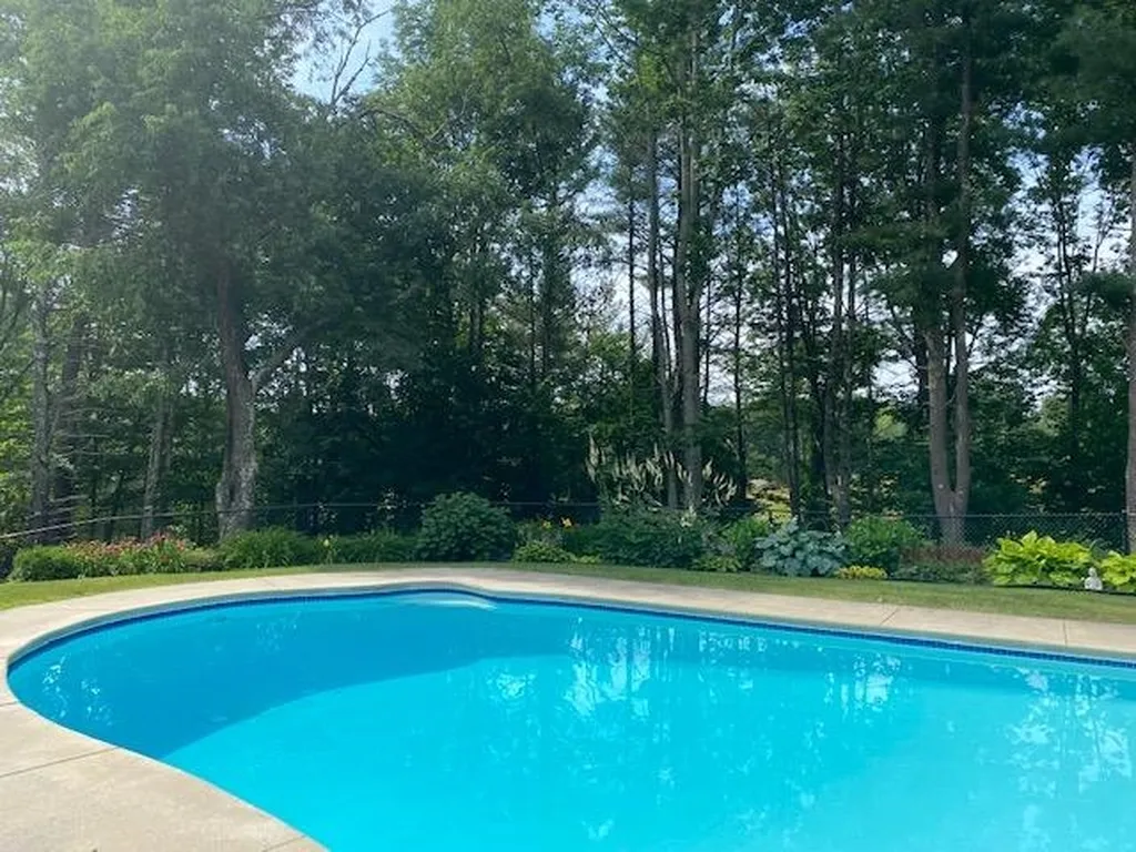 3 Country Club Estates Dover NH 03820