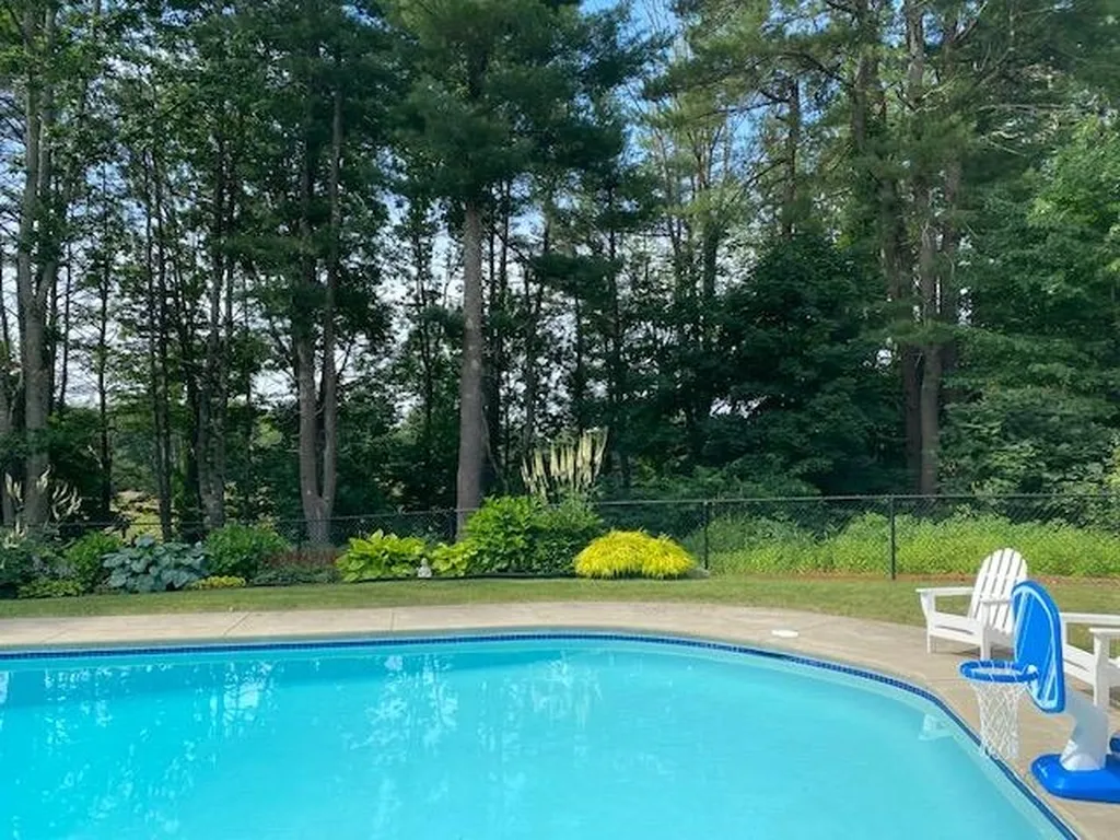 3 Country Club Estates Dover NH 03820