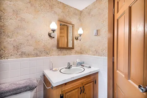 346 Mountain Road Concord NH 03301