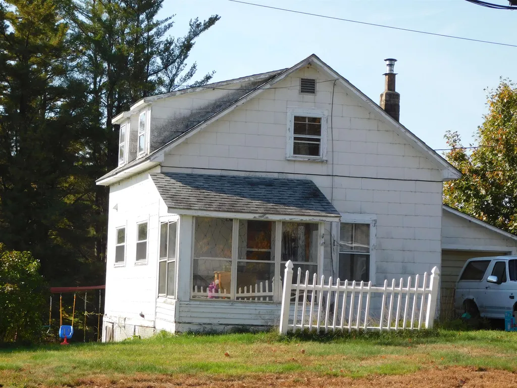 17 Main Street Alton NH 03809