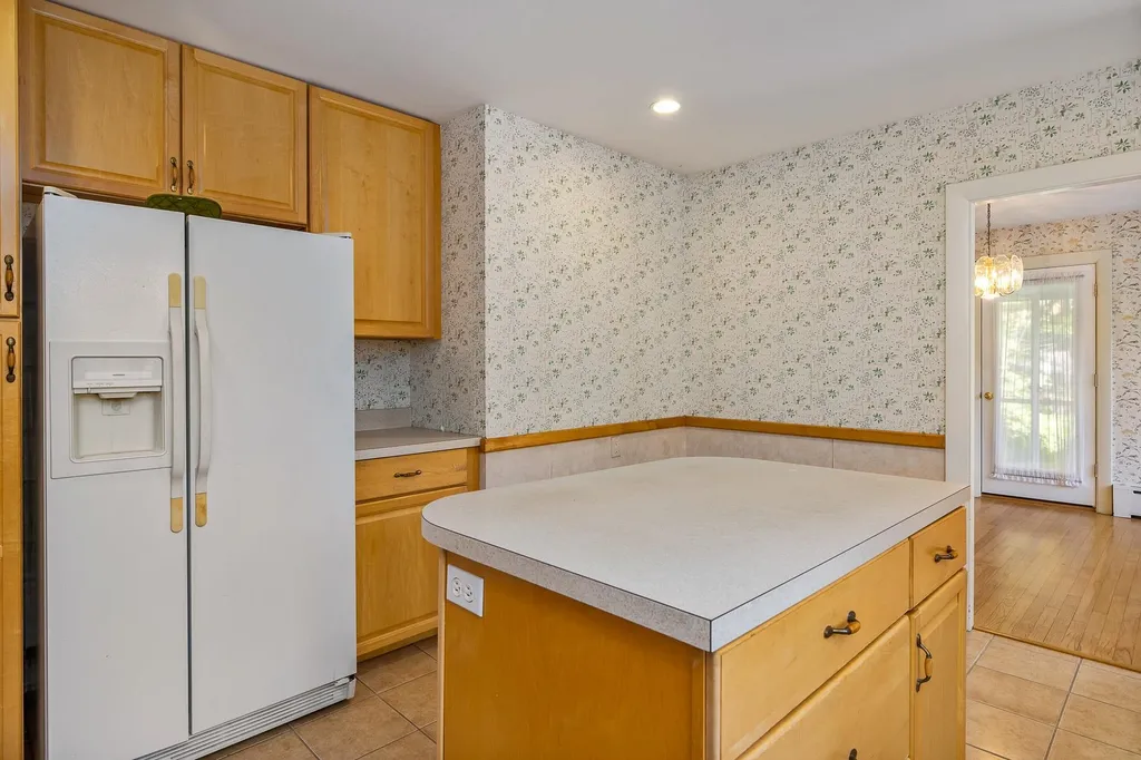 1710 Islington Street Portsmouth NH 03801